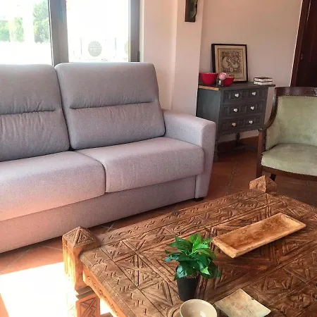 Leon Dormido Rooms & Apartments-2